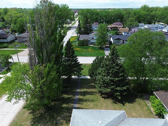 3rd image of 47 5th Ave