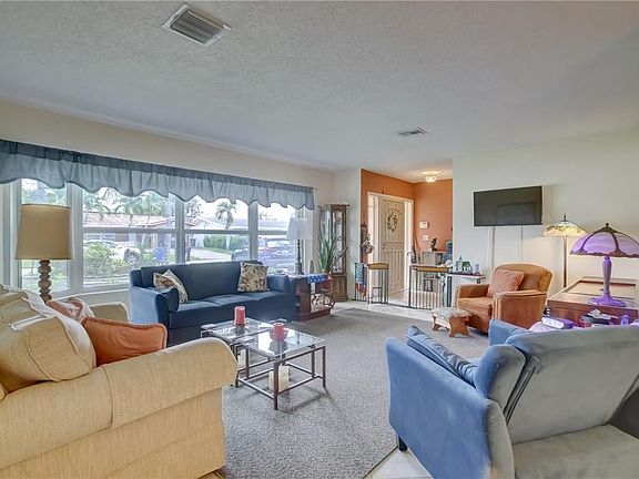 3rd image of 1751 NE 52nd Street