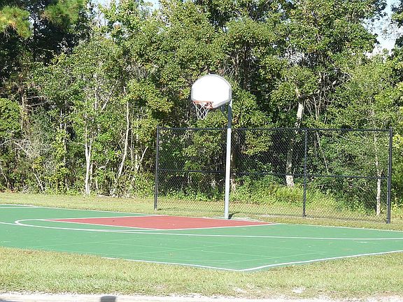 Basketball, four square cts