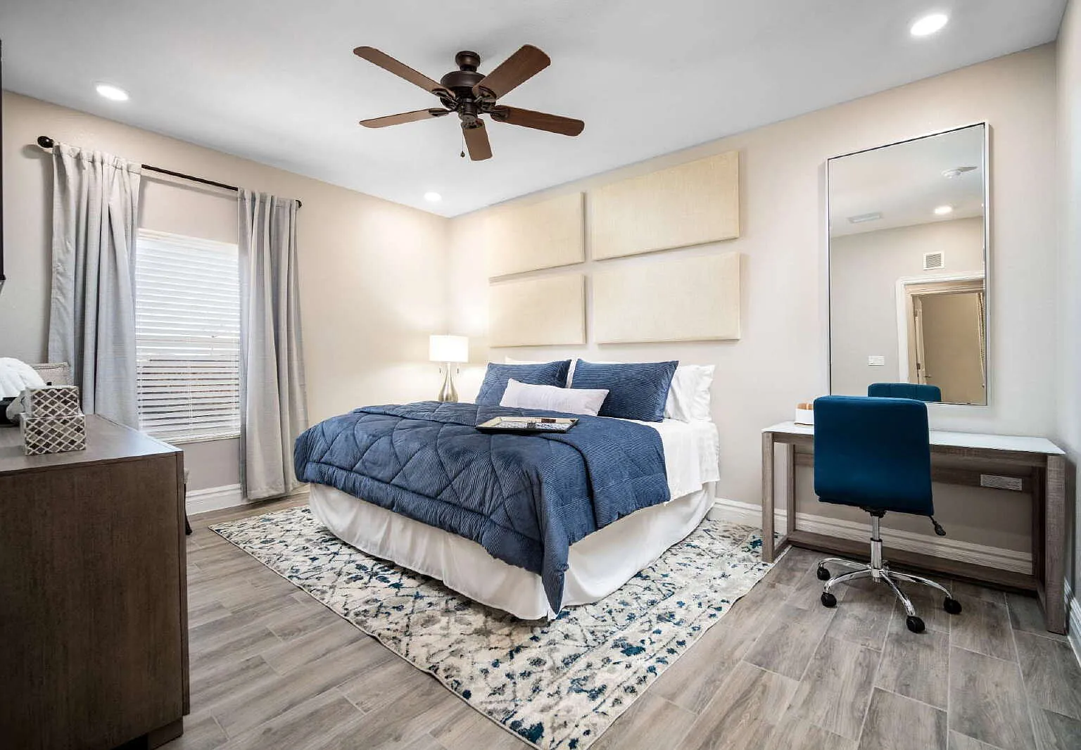 3 bed, 2.0 bath, 1441 sqft, $1,700 — Photo 4