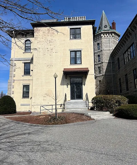 201 Thorndike St #1-27 — Photo 37