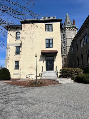 201 Thorndike St Photo 1