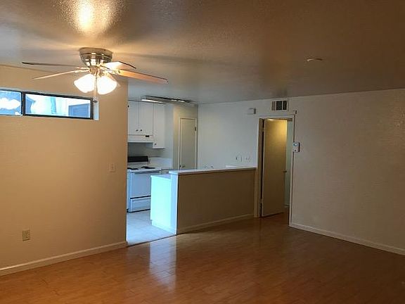 4th image of 2527 J St APT A