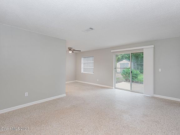 3rd image of 533 Clarewood Blvd