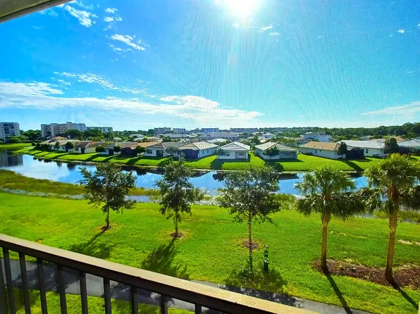 7260 Kinghurst Drive #406, Delray Beach, FL 33446