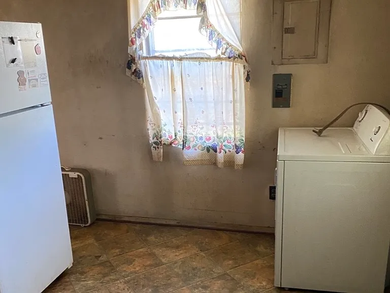803 Dunlap St — Photo 6