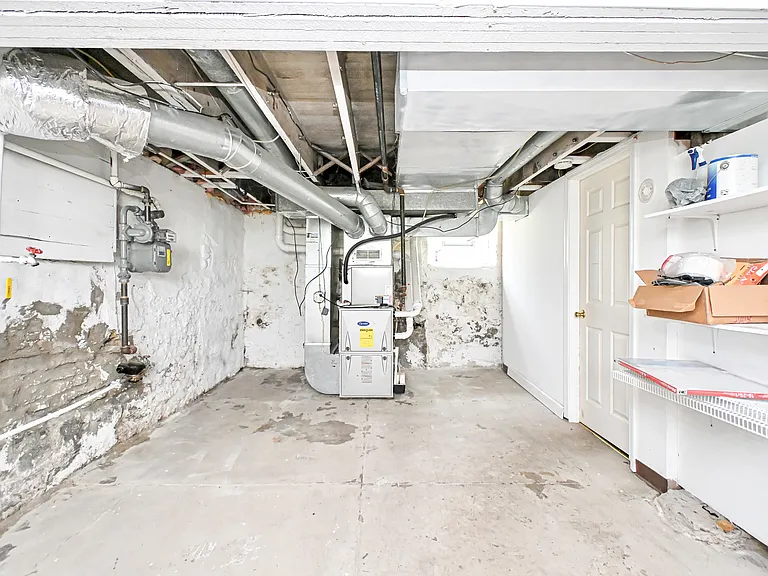 4221 Bell St — Photo 43