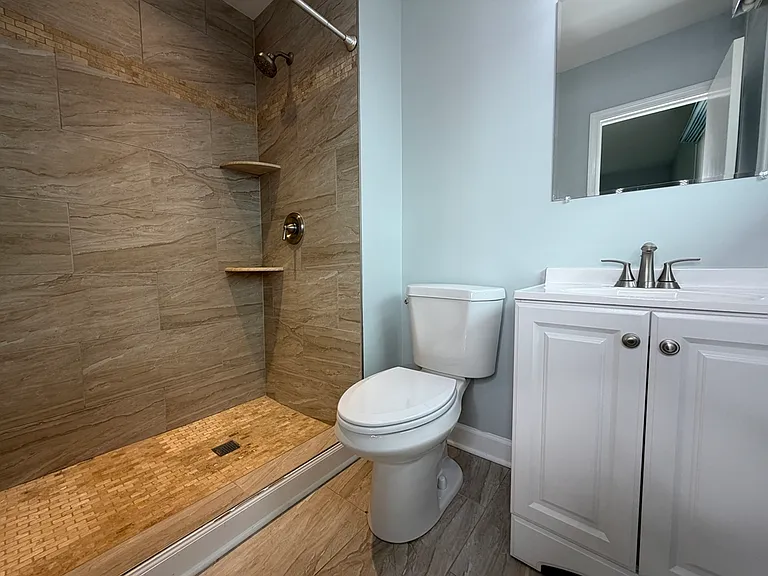 3211 Carillon Dr — Photo 17
