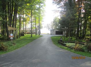 W3037 Bay Road, PESHTIGO, WI 54157