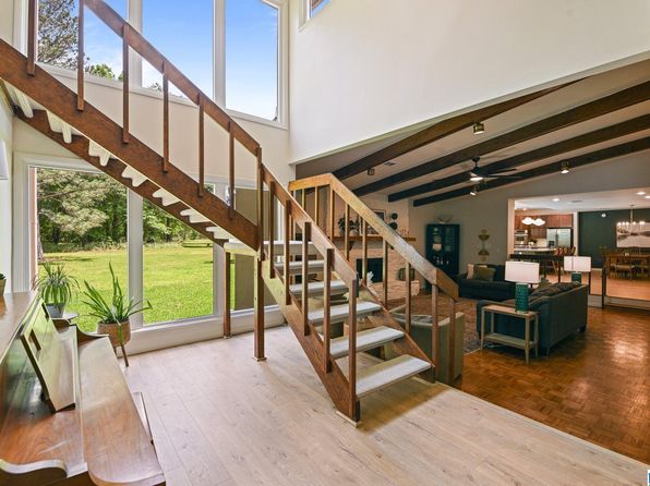 838 Williamsburg Dr, Pike Road, AL 36064