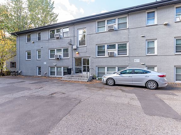 3rd image of 6715 Penn Ave S APT 3