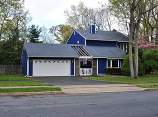 3 Cambridge Dr, Jackson, NJ 08527