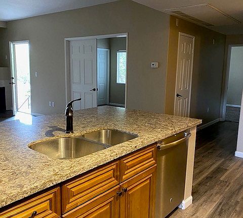 5th image of 24909 Madison Ave Unit 424