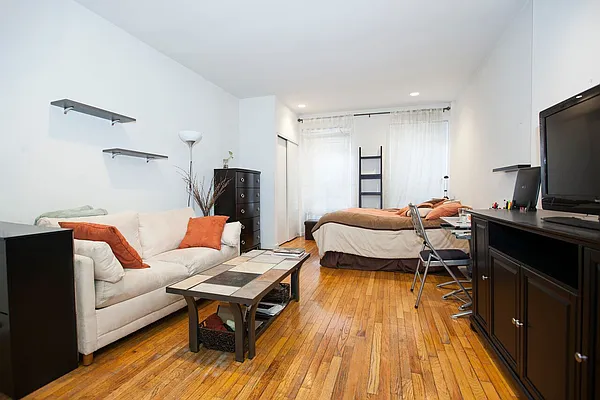 Rented by LG Fairmont Group | media 34