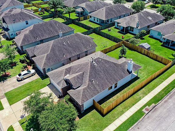 2nd image of 6704 Hidden Colony Ln