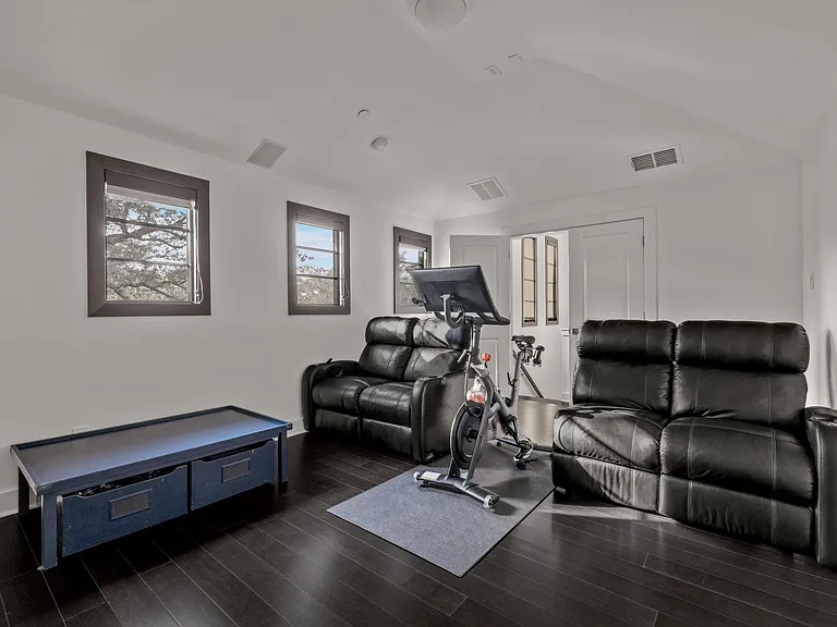 4720 Rockcliff Rd #1 — Photo 36