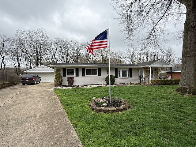 1st image of 186 Pinegrove Dr