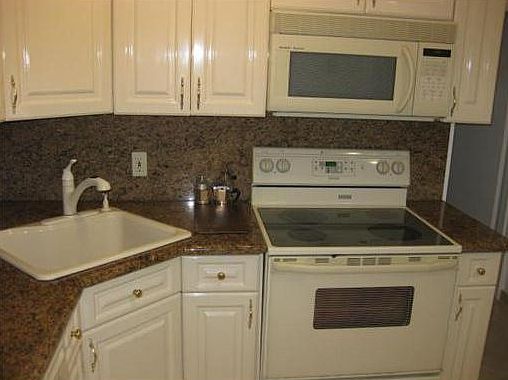 5th image of 5161 Collins Ave APT 1516