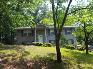 180 Ferndale Dr, Rossville, GA 30741