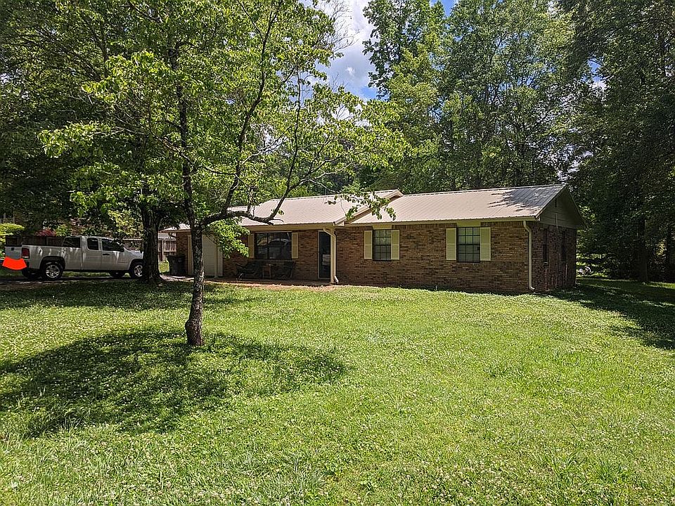 1st image of 315 Laurel Dr