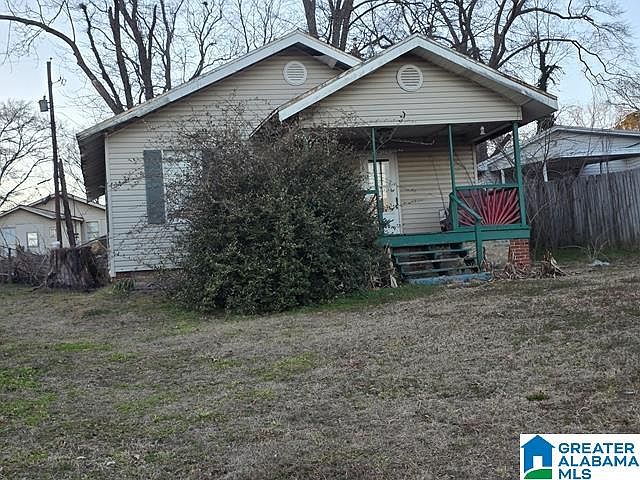 1st image of 209 Bayview Dr