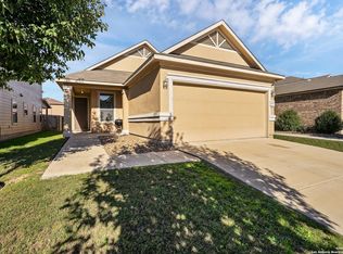 2031 Shire Mdws, New Braunfels, TX 78130