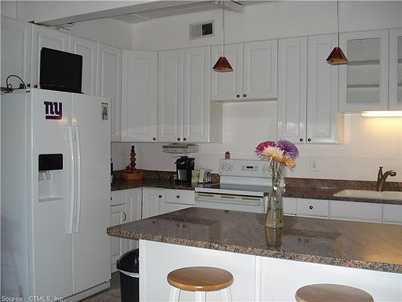 Granite, tile, appliances