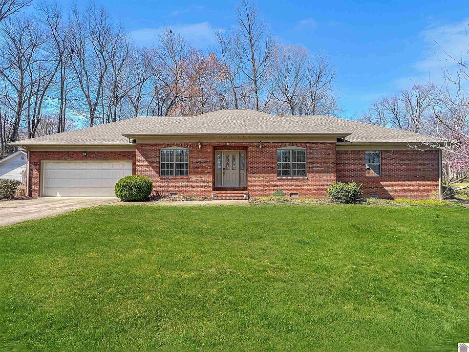 1st image of 1810 Valley Dr