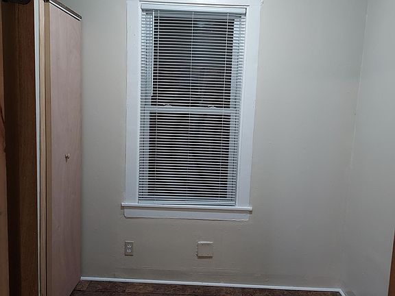 5th image of 2866 S Hillock Ave #1FLF