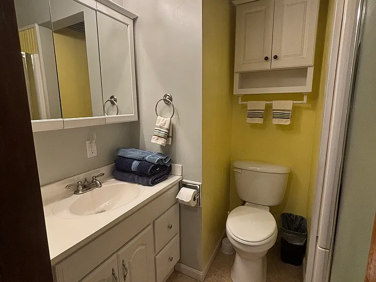 114 Hall St — Photo 14