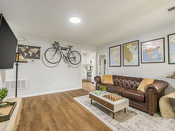 4th image of 1313 S Holke Rd #1313