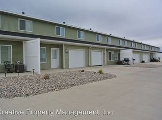 1316 31st Ave SE, Minot, ND 58701