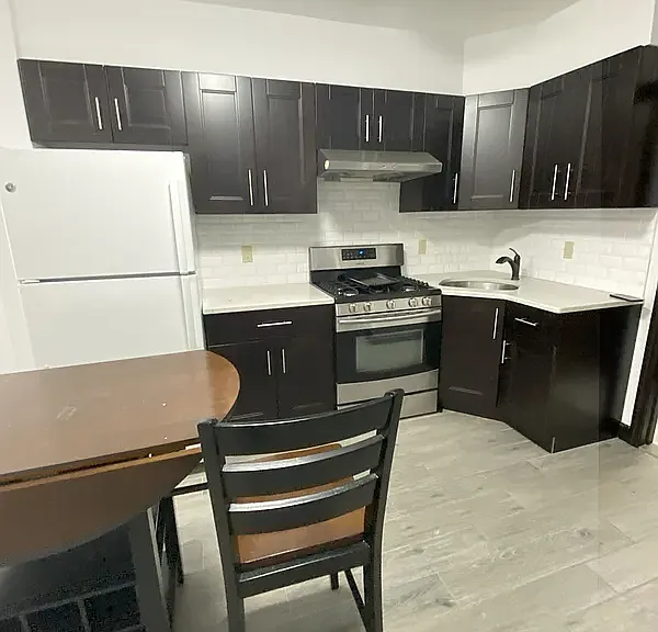175 1st Ave #3R — Photo 4