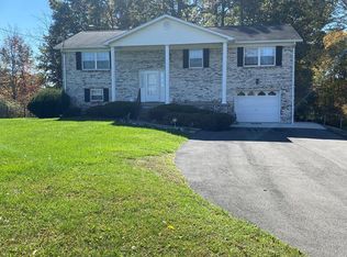 351 Old Mill Rd, Beckley, WV 25801