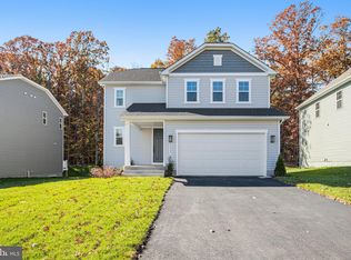 2808 White Tail Dr, Locust Grove, VA 22508