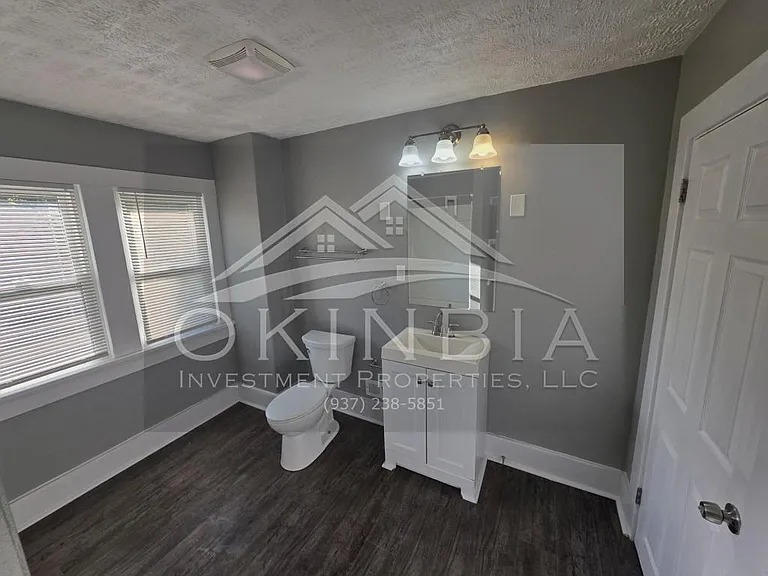1815 Catalpa Dr — Photo 13