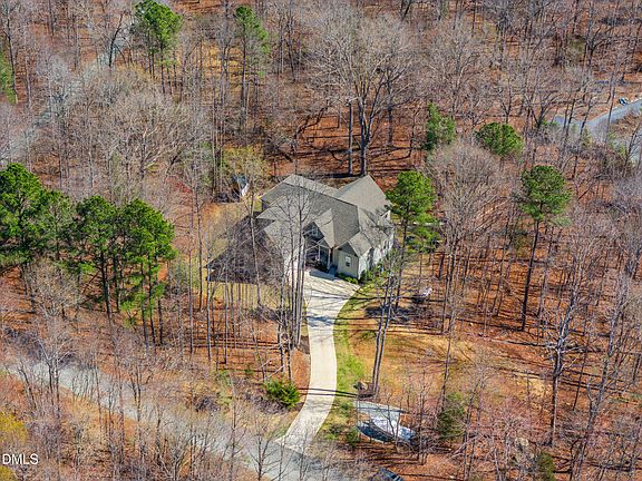 2nd image of 464 Deer Mountain Rd