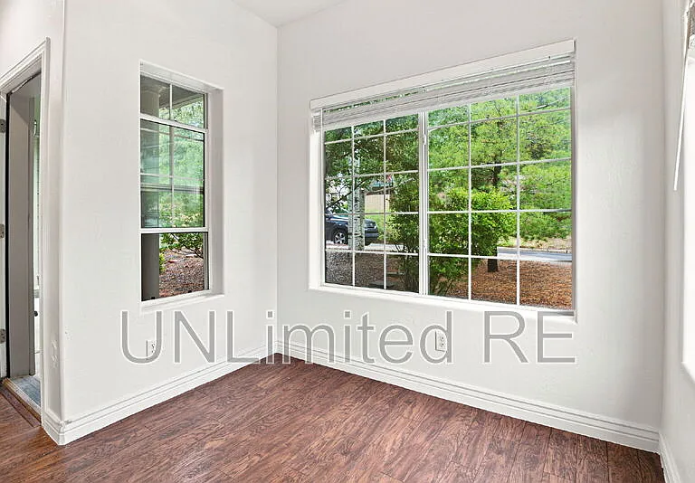 3272 S Litzler Dr — Photo 37
