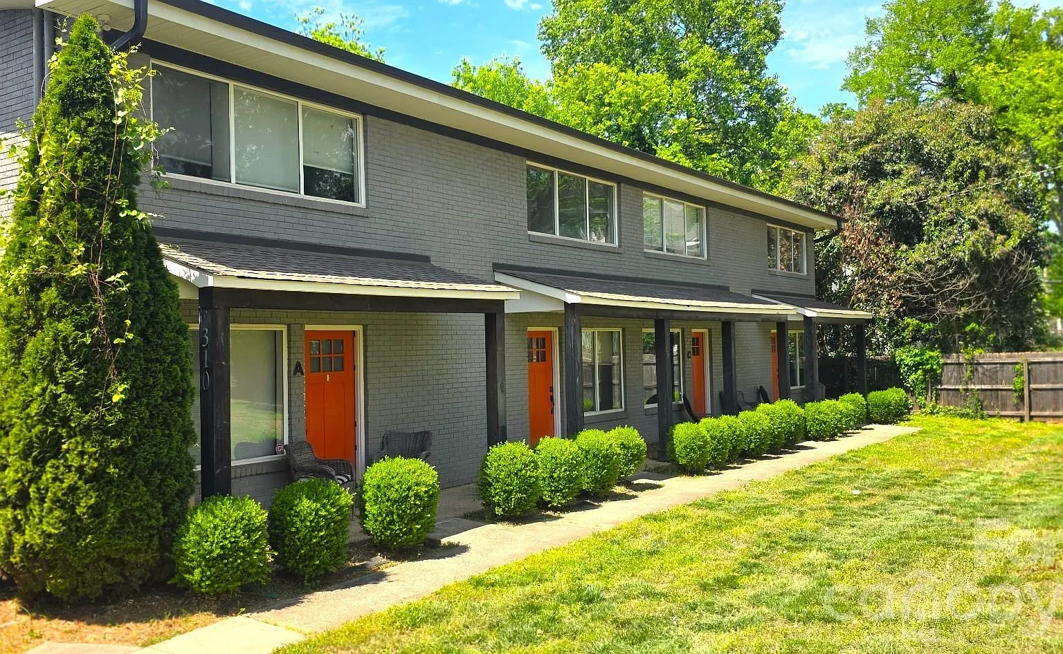2 bed, 1.0 bath, $1,650 — Photo 2