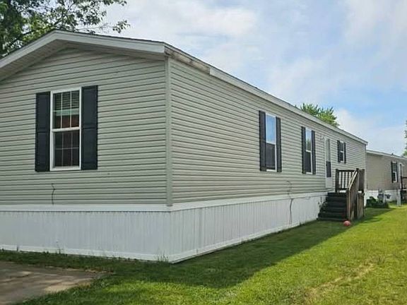 3rd image of 29701 Carousel St