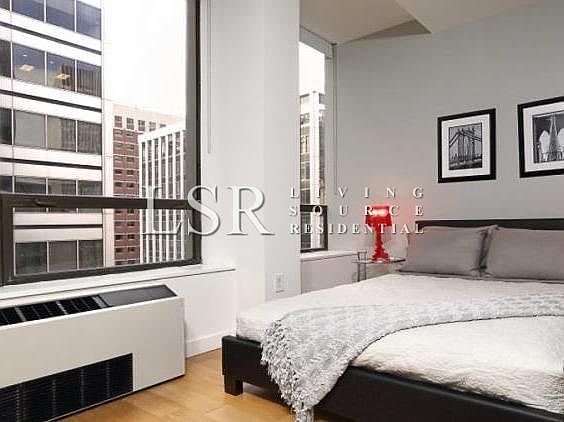 2nd image of 40 Fulton St Fl 7