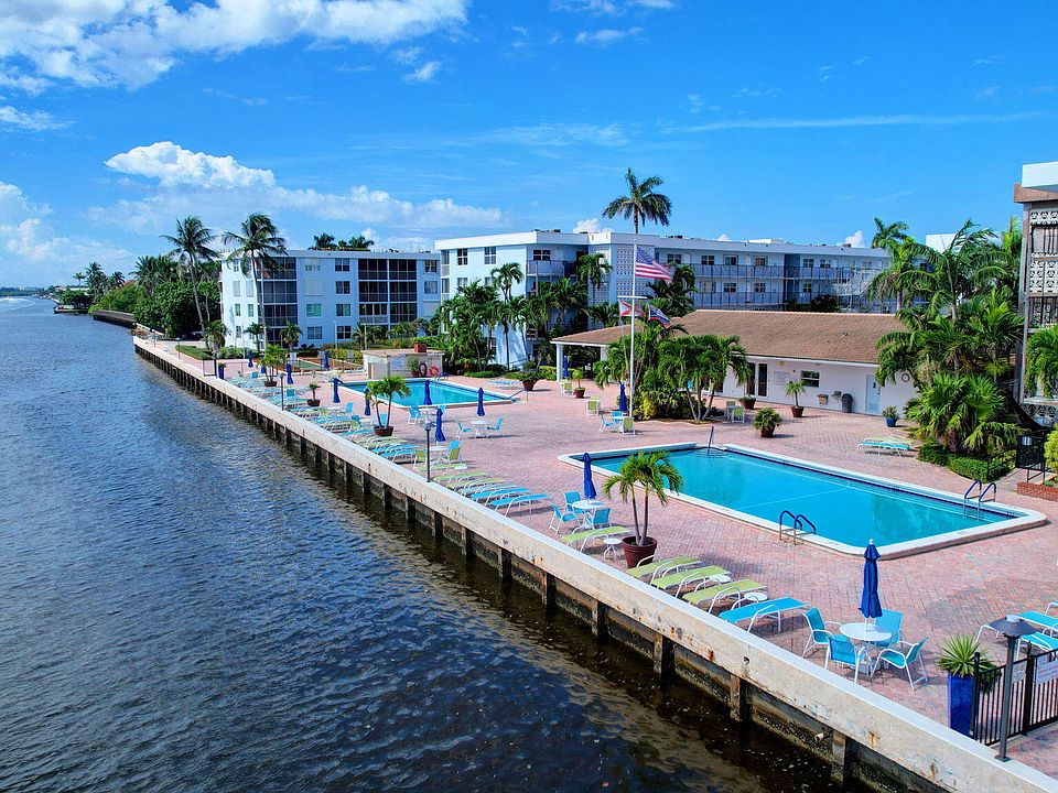 1st image of 2018 S Federal Highway #305