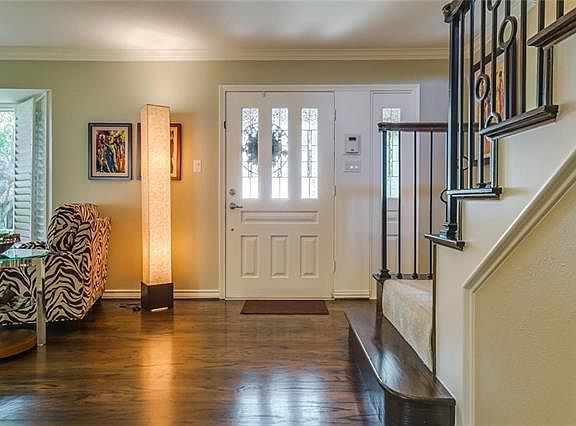 2nd image of 3704 Parkcrest Ct
