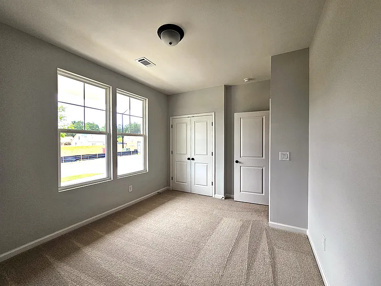 740 Coventry Cove Way — Photo 4