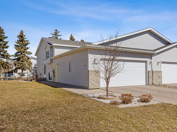 1308 4th Ave E, West Fargo, ND 58078