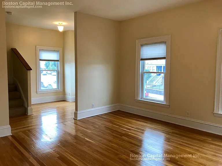 674 Main St — Photo 7