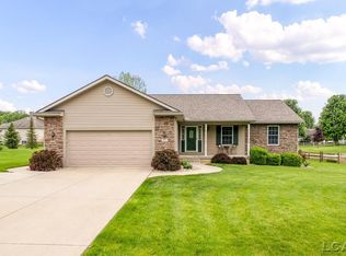 515 Hickory Ridge Dr, Tecumseh, MI 49286