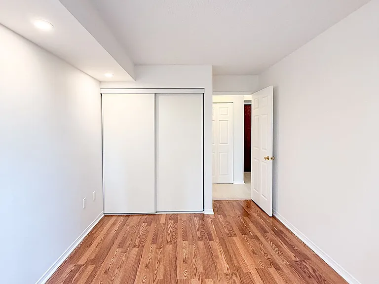 3 Pemberton Ave #206 — Photo 16