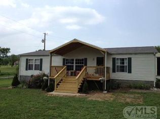 465 Storytown Rd, Hartsville, TN 37074