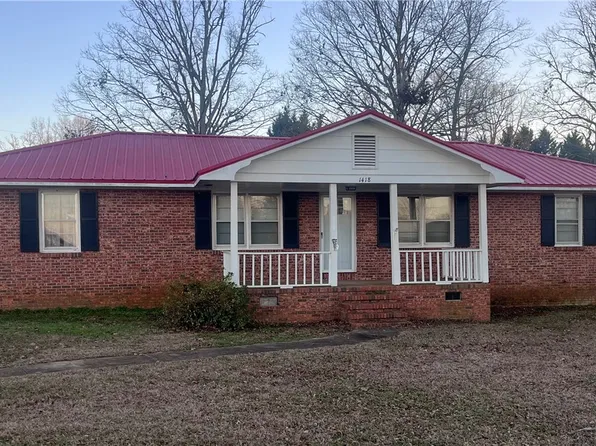 1418 Autun Rd, Pendleton, SC 29670